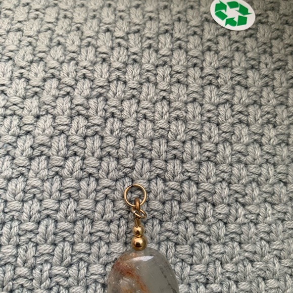 phantom quartz necklace - Picture 5 of 6